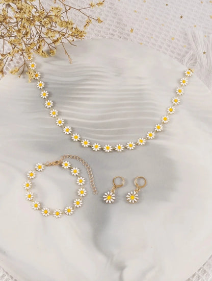 Veloura Daisy Bloom Jewelry Set