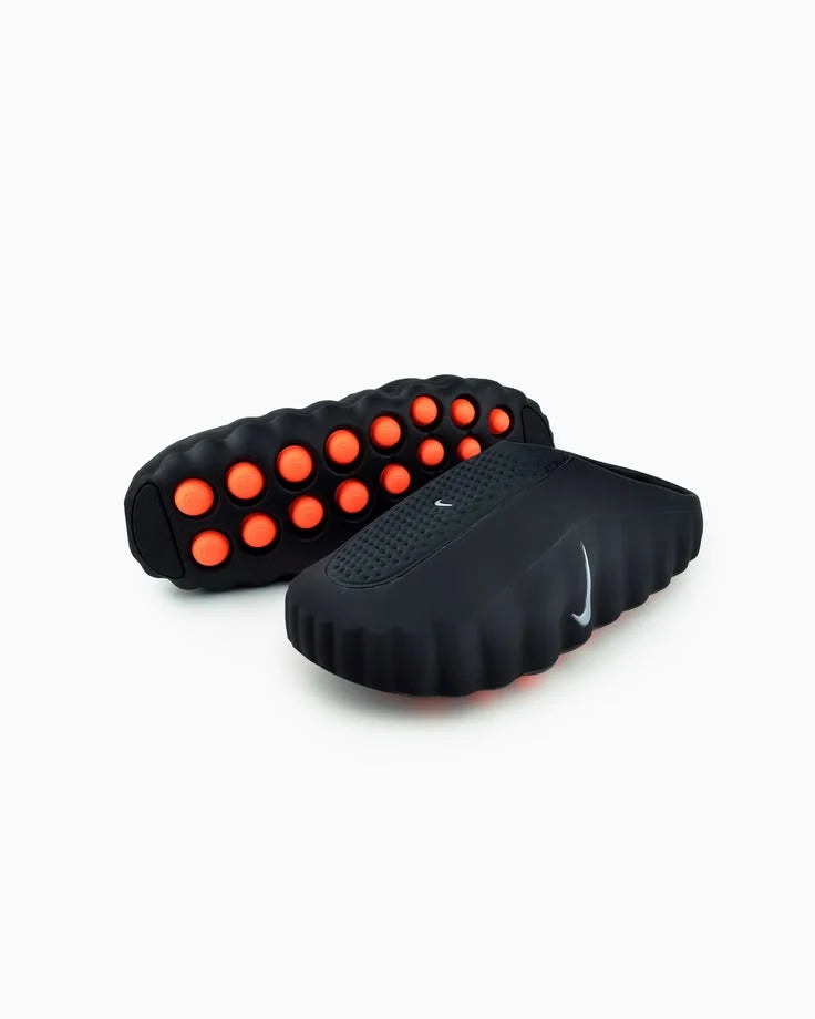 NIKE 001 BLACK SLIDES