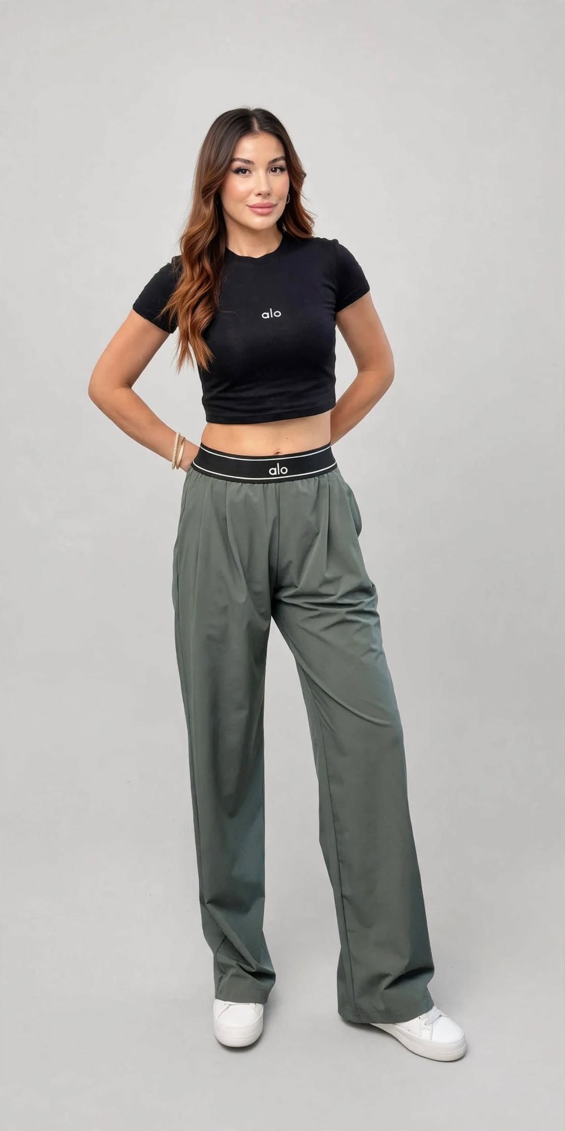 Alo 2-Piece Lounge Set - 7 Colors
