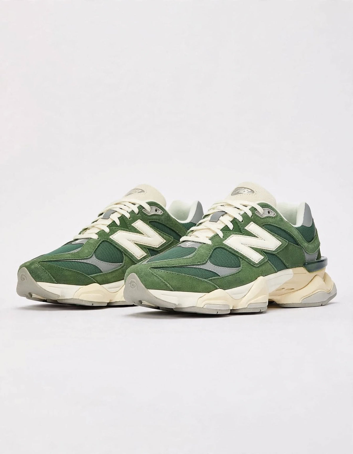 New Balance 9060 - Forest Green / Cream White