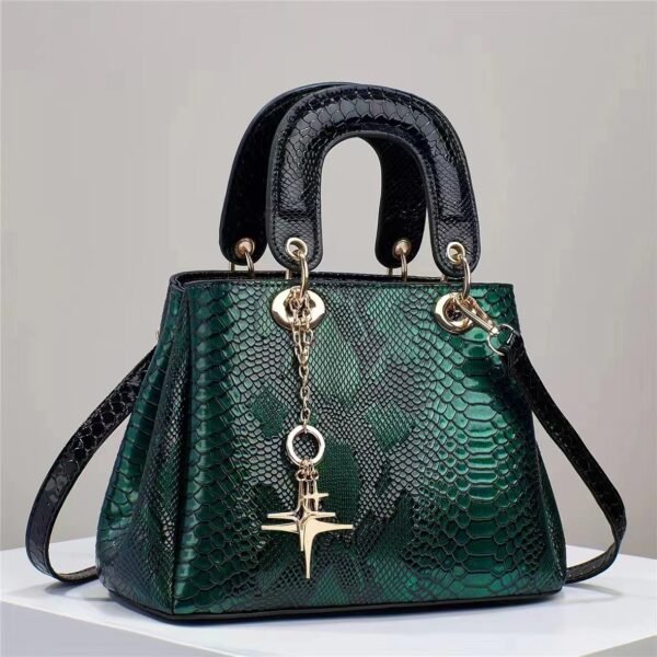 3727b09e-4430-4a3a-aaae-d381aa128889.jpg Croc Bag